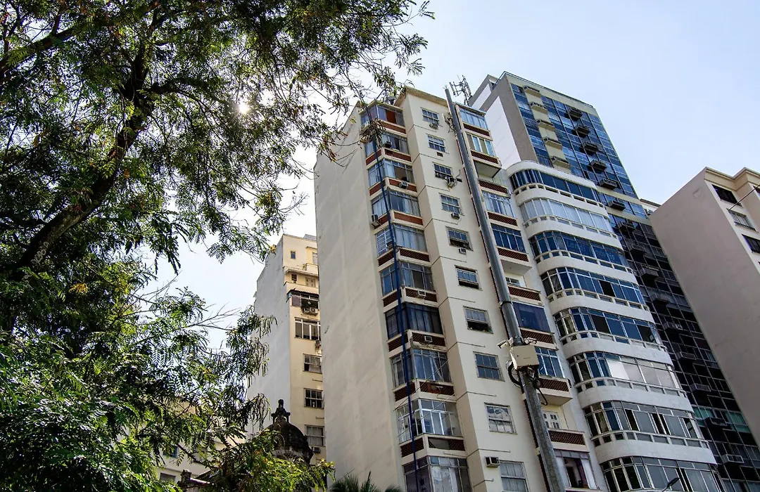 11 FLA, em frente a Praia do Flamengo, novo, confortável, prático-1